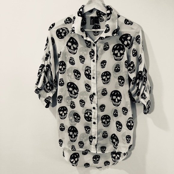 Fun & Flirt Sheer Skull Blouse Small - Picture 1 of 8